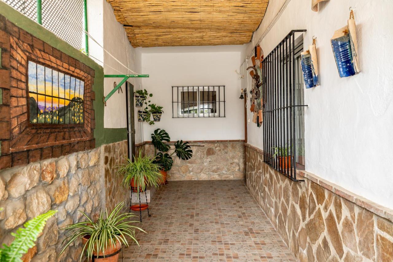 Alojamiento Rural El Viso El Chorro Luaran gambar